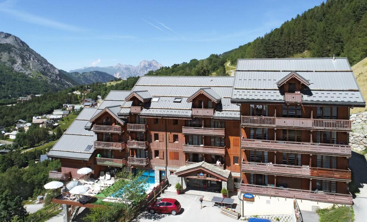 Résidence Odalys Le Hameau et les Chalets de la Vallée d'Or Valloire Esterno foto